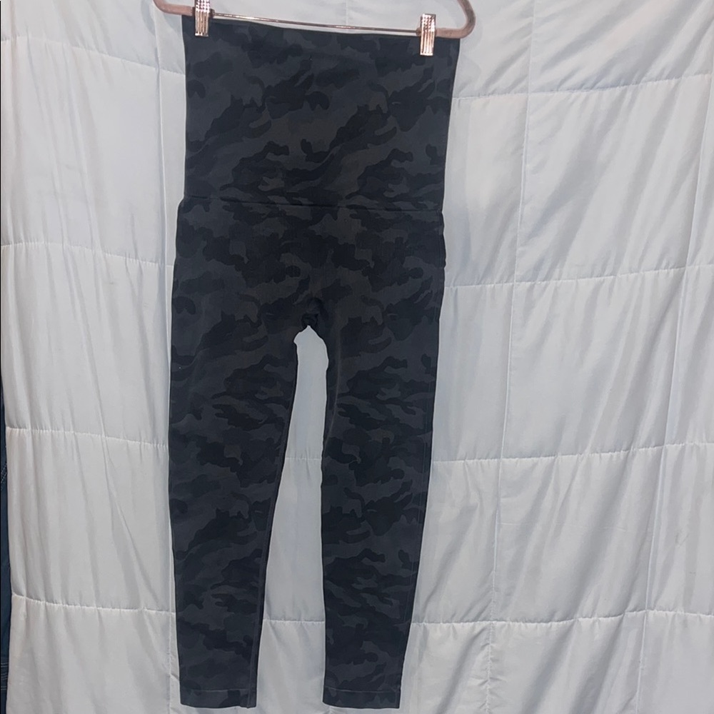 Belly Bandit Mother Tucker Compression Leggings Black Camo XL Postpartum Support